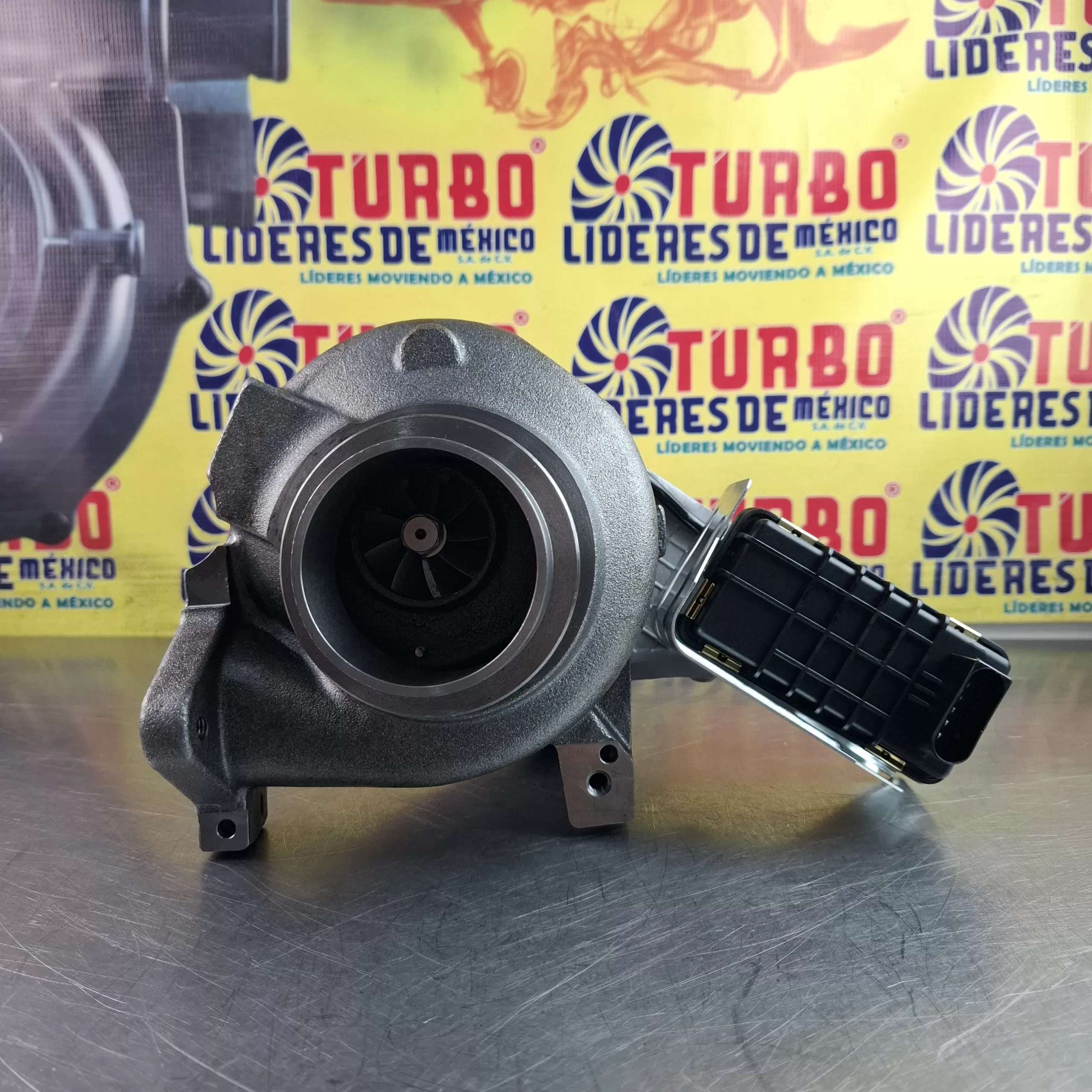 Turbo Para Mercedes-Benz Sprinter 216 316 416 616 CDI OM647 GT2256VK TLM G072. - Imagen 4