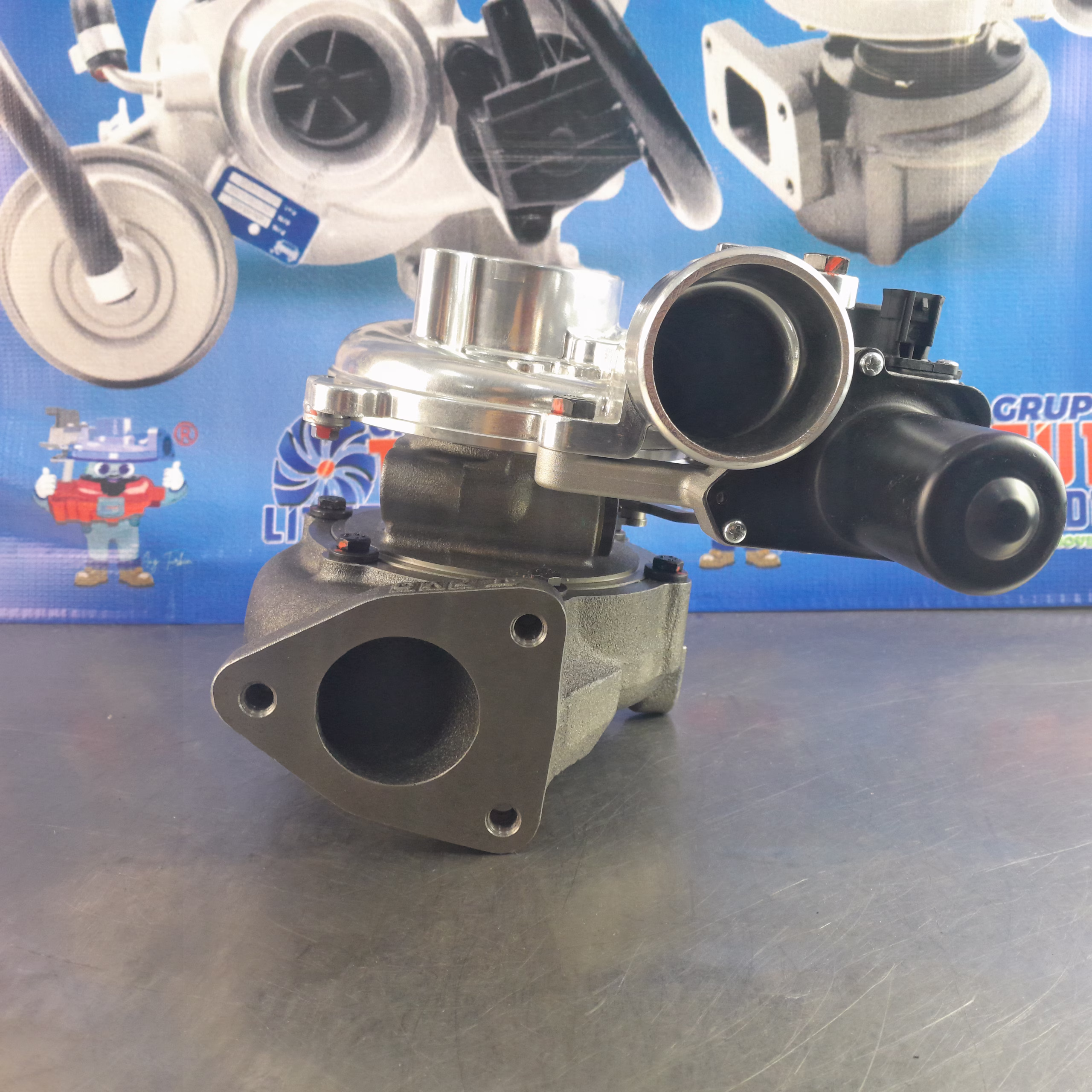 Turbo para Toyota Hilux 2.5L, Landcruiser D-4D/ CT16V/ TLM T024S