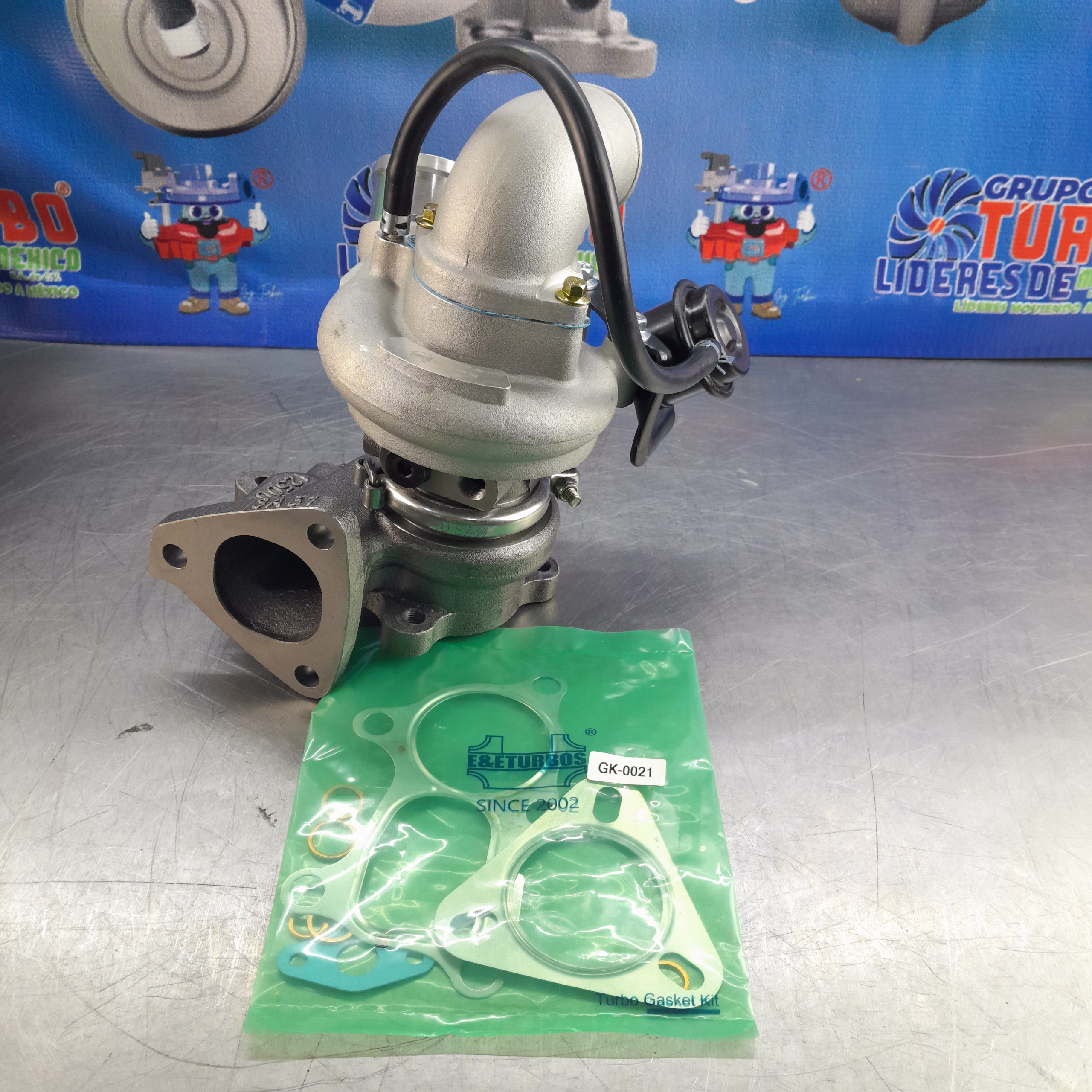 Turbo para Hyundai H100 2.5 Van, Hyundai Grand Starex 1.5L/ TF035/ TLM M093 - Imagen 2